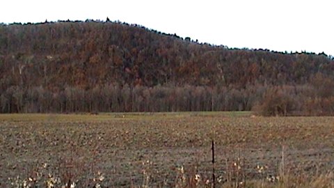 Escarpment and Fields from Steel Line near Jog